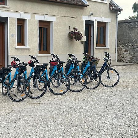 Le Domaine De L Etang Le Merger Oeuilly Kültér fotó