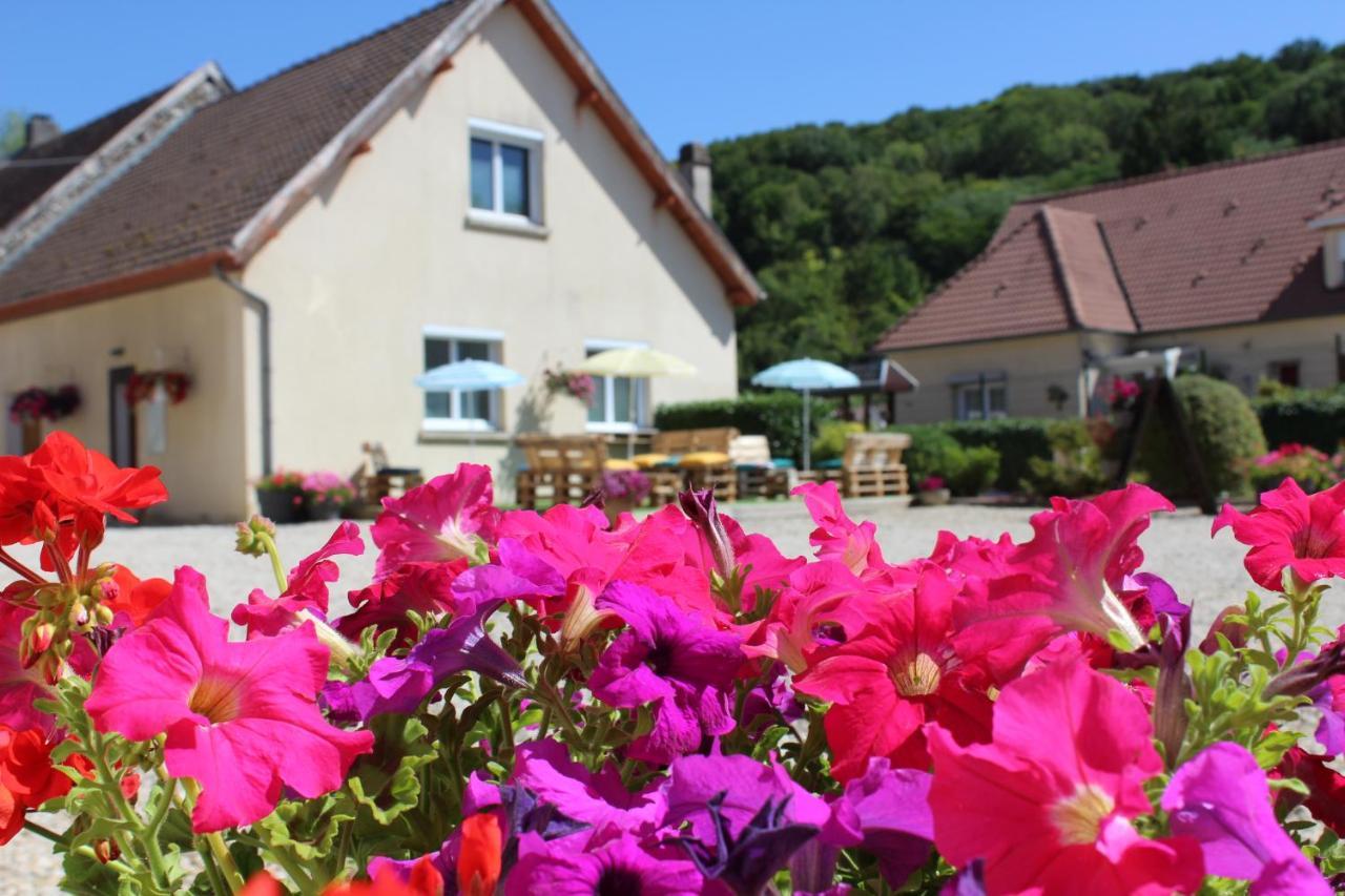 Le Domaine De L Etang Le Merger Oeuilly Kültér fotó